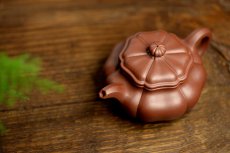 紫砂壶图片：精美之作 美若葵花 张力十足 葵仿古 - 美壶网