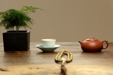 紫砂壶图片：徐亚春作品 实用性强 优质朱泥 娇艳可人 红泉 - 美壶网