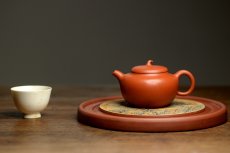 紫砂壶图片：优质朱泥 娇艳迷人 全手朱泥茄段 实用精品 - 美壶网