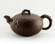 紫砂壶图片：高贵牡丹 - 美壶网