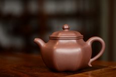 紫砂壶图片：许学军老师经典作品 雍容华贵 气度不凡 全手六角莲子 - 美壶网