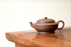 紫砂壶图片：马建鹏丙申春 宋韵 老紫泥 仅2只 做工精致 器形耐品~ - 美壶网