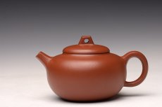 紫砂壶图片：唐文老师新作 优质朱泥 六方圆珠 ~次品率大:( - 美壶网