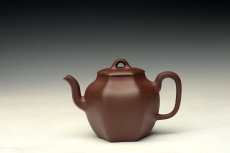 紫砂壶图片：于洪跃丙申夏全手新作 古拙耐品 端庄文气 六方古韵 - 美壶网