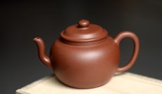 紫砂壶图片：路达丙申夏全手新作 摹古宫灯 高挑古朴 - 美壶网