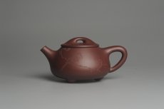 紫砂壶图片：美壶特惠 经典平盖小石瓢 满瓢（景舟石瓢）子木刻绘枯枝鸟 - 美壶网