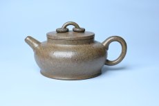 紫砂壶图片：美壶特惠 优质柴烧双圈壶 茶人醉爱 - 美壶网