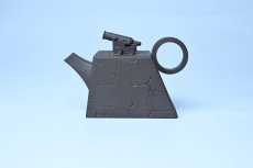 紫砂壶图片：美壶特惠 优质紫泥还原烧威震四方壶 - 美壶网