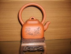 紫砂壶图片：方圆提梁 - 美壶网