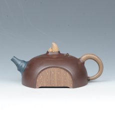 紫砂壶图片：生机勃勃 - 美壶网