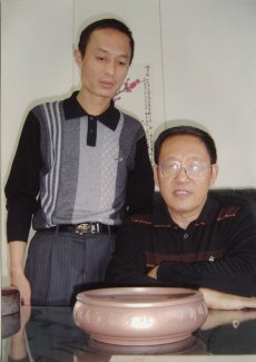 紫砂壶图片：毛国强大师陶刻 - 美壶网