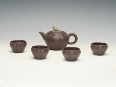 紫砂壶图片：青蛙莲子套壶   容量：180cc - 美壶网