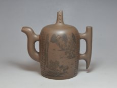 紫砂壶图片：黄山风光 500CC 清灰泥 - 美壶网