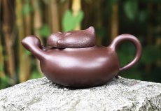 紫砂壶图片：25 猕猴献桃 - 美壶网