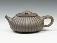 紫砂壶图片：菊花秋韵 - 美壶网