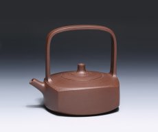 紫砂壶图片：紫玉金砂提梁 - 美壶网