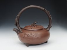 紫砂壶图片：银杏提梁 - 美壶网