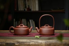 紫砂壶图片：规矩对壶 - 美壶网