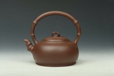 紫砂壶图片：虹途提梁 - 美壶网