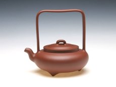 紫砂壶图片：乳丁提梁 - 美壶网