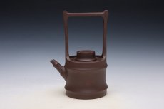 紫砂壶图片：竹筒提梁 - 美壶网