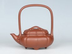 紫砂壶图片：如意提梁 - 美壶网