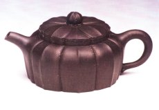 紫砂壶图片：菱花瓣壶 - 美壶网
