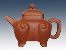 紫砂壶图片：四方宝鼎壶 - 美壶网