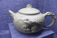 紫砂壶图片：游龙供春 - 美壶网