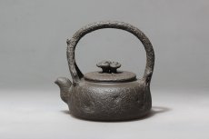 紫砂壶图片：供春提梁 - 美壶网