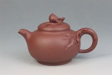 紫砂壶图片：硕果 - 美壶网