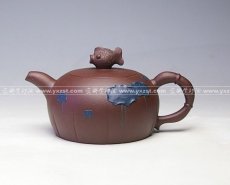紫砂壶图片：鱼戏荷塘 - 美壶网