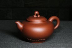 紫砂壶图片：坐莲 - 美壶网