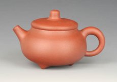 紫砂壶图片：三脚乳鼎 - 美壶网