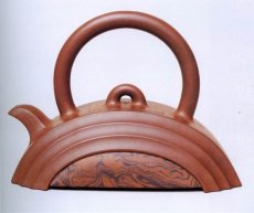 紫砂壶图片：仰宇提梁壶 - 美壶网