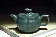 紫砂壶图片：蝶莲花 - 美壶网