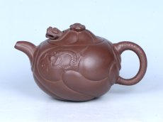 紫砂壶图片：鱼化龙 - 美壶网