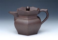 紫砂壶图片：僧帽壶 黑心土 - 美壶网