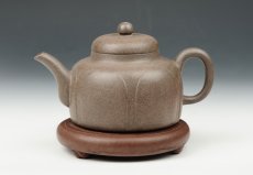 紫砂壶图片：六班缘囊 - 美壶网