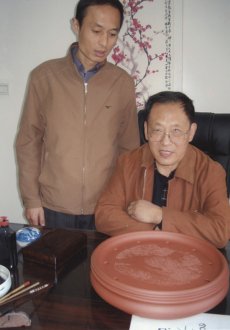 紫砂壶图片：毛国强大师陶刻 - 美壶网