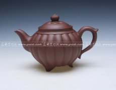 紫砂壶图片：三脚菱花 - 美壶网