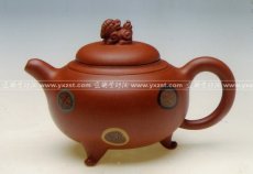 紫砂壶图片：三脚狮 - 美壶网