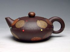 紫砂壶图片：金珠玉嵌 - 美壶网