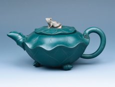 紫砂壶图片：荷叶青蛙 - 美壶网