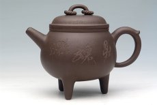 紫砂壶图片：串盖三足 - 美壶网