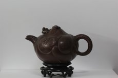 紫砂壶图片：施福生（1922-1999）鱼化龙 - 美壶网