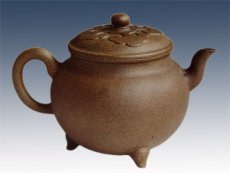 紫砂壶图片：三足圆壶 - 美壶网