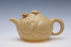 紫砂壶图片：鱼化龙 - 美壶网