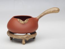 紫砂壶图片：独树一帜 - 美壶网