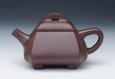 紫砂壶图片：抽角石瓢 - 美壶网
